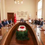 Bilecik’te, Vali Faik Oktay Sözer liderliğinde İl Güvenlik Toplantısı yapıldı.