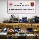 Bilecik’te jandarma operasyonunda 126 bin 840 makaron yakalandı.