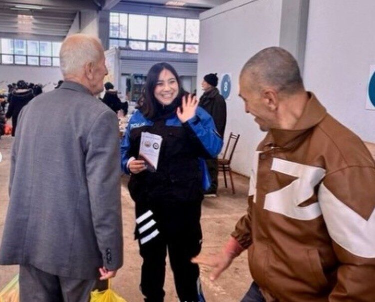 Bilecik’te kapalı pazarda halkı dolandırıcılıkla ilgili bilgilendirildi. Bilecik’te kapalı pazarda halkı dolandırıcılıkla ilgili bilgilendirildi.