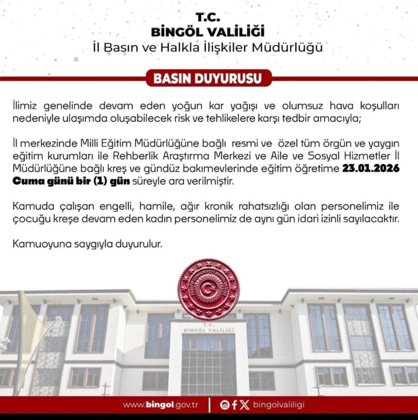 Bingöl’de yoğun kar nedeniyle eğitim kurumlarına 1 gün ara verildi. Bingöl’de yoğun kar nedeniyle eğitim kurumlarına 1 gün ara verildi.
