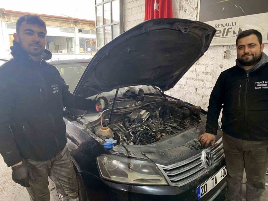 Uzmanlar, kış aylarında araç bakımlarının yapılmaması durumunda tehlikeler olduğunu vurguladı. Uzmanlar, kış aylarında araç bakımlarının yapılmaması durumunda tehlikeler olduğunu vurguladı.