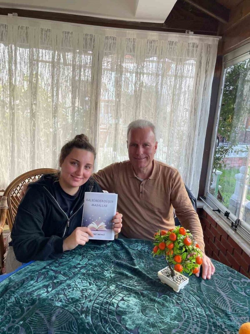 Burhaniye’de Melike Mengi’nin İlk Hikaye Kitabı “Kalbimden Düşen Masallar” Yayınlandı