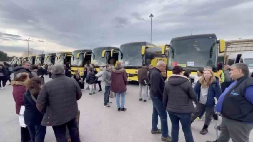 Yılbaşı tatilinin sona ermesiyle Bursalılar, Bursa Şehirlerarası Otobüs Terminali’nde yoğunluk oluşturdu.