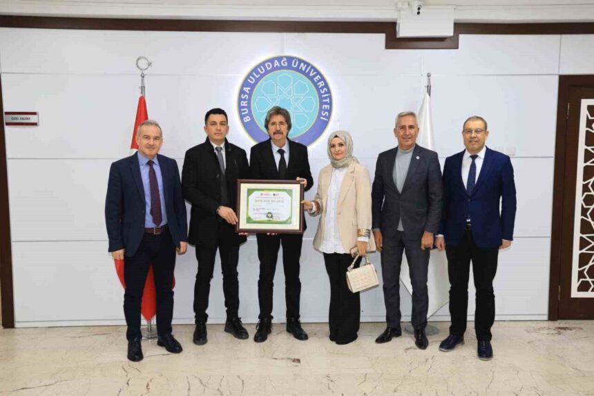 Bursa Uludağ Üniversitesi, “Sıfır Atık” projesini başarıyla yeniledi.