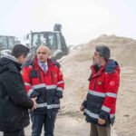 Malatya’da Başkan Er, yoğun kar yağışı sonrası TOKİ Karagöz’deki temizlik çalışmalarını inceledi.