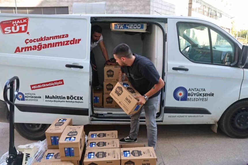 Antalya Büyükşehir Belediyesi’nden Halk Mama Projesi ile 67 bin 578 bebek için ücretsiz mama desteği sağlandı. Antalya Büyükşehir Belediyesi’nden Halk Mama Projesi ile 67 bin 578 bebek için ücretsiz mama desteği sağlandı.