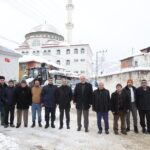 Canik Belediye Başkanı İbrahim Sandıkçı, karla mücadele çalışmalarını sahada denetledi.