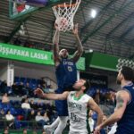 Çayırova Belediyesi, Darrüşafaka Lassa’yı 82-69 yenerek Türkiye Basketbol Ligi’nde 15. galibiyetini elde etti.