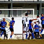 Çeşme Belediyespor, İzmir Süper Amatör Lig’de Güzelbahçe FSK’ya 3-2 yenildi.