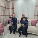 Kahramanmaraş’ta trafik kazasında mahsur kalan anne ve çocuklarına cezaevi personelinden destek.