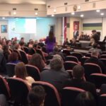 Bursa Osmangazi Belediyesi’nde CHP’li Meclis Üyesi Özlem Bodur’un trafikte maruz kaldığı saldırıya destek geldi.