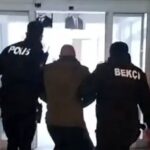 İzmir Gaziemir’de polis denetimlerinde firari hükümlü yakalanarak adli makamlara teslim edildi.