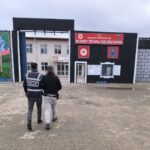 Afyonkarahisar’da eşini katleden ve 25 yıl hapis cezası ile aranan kişi polis tarafından yakalandı.