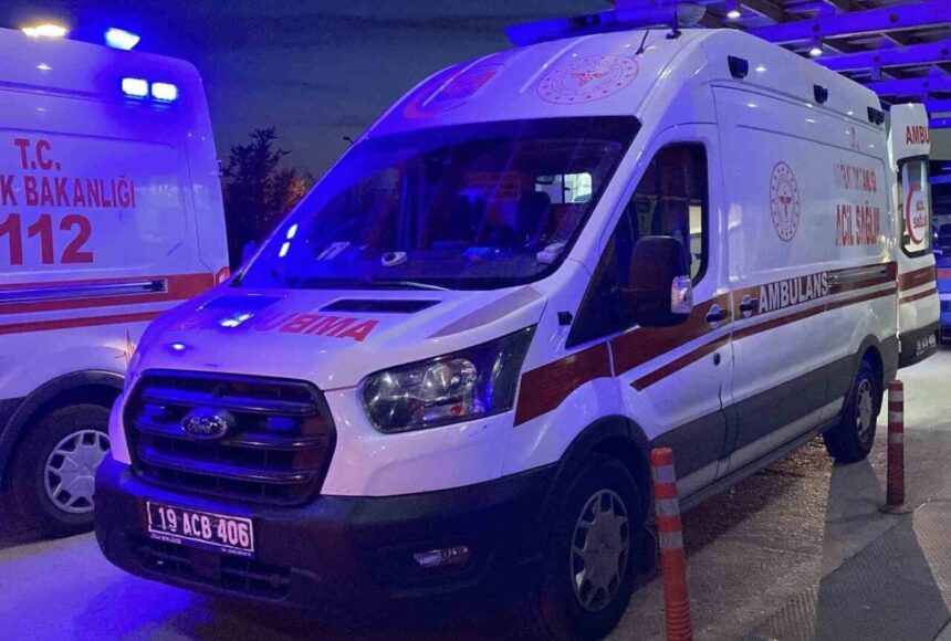 Çorum’da husumet nedeniyle pompalı tüfekle vurulan genç hayatını kaybetti.