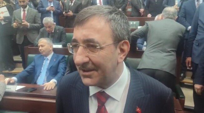 Cumhurbaşkanı Yardımcısı Yılmaz: “En düşük emekli aylığı düzenlemesi, Meclisimizin takdirine bağlı.” Cumhurbaşkanı Yardımcısı Yılmaz: “En düşük emekli aylığı düzenlemesi, Meclisimizin takdirine bağlı.”