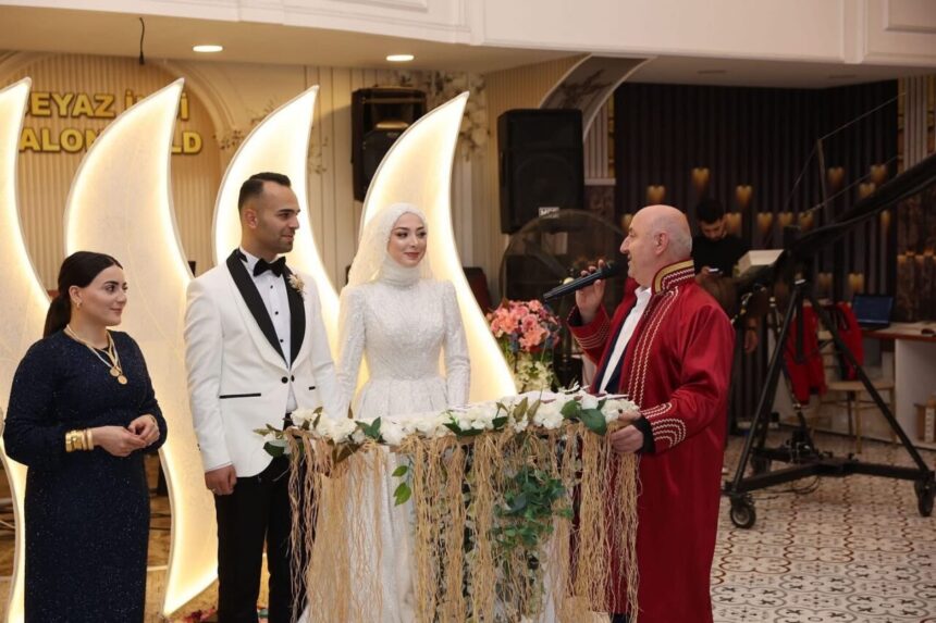 Darıca’da 2025’te 1.475 çiftin nikah işlemleri tamamlandı.