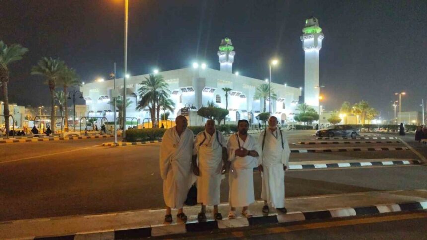 Denizli İl Müftülüğü’nün düzenlediği umre grubu, Tenim Umresi ile üçüncü ibadetlerini tamamladı. Denizli İl Müftülüğü’nün düzenlediği umre grubu, Tenim Umresi ile üçüncü ibadetlerini tamamladı.