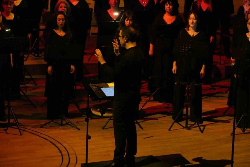 Devlet Çoksesli Korosu’ndan ‘Aurora’ Konseri gerçekleştirildi. Devlet Çoksesli Korosu’ndan ‘Aurora’ Konseri gerçekleştirildi.