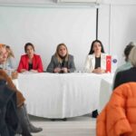 Didim Kadın Meclisi, 2026 yılının ilk oturumunu Didim Kadın ve Aile Danışma Merkezi’nde yaptı.