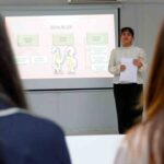 Didim Belediyesi Kadın ve Aile Hizmetleri, kadınlara psikolojik ve hukuki destek sunarak üretime katılımı teşvik ediyor.