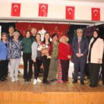 Dikili Umut Tiyatrosu, ‘Umutlu Mahkumlar’ projesiyle cezaevlerine yönelik bir etkinlik başlattı.