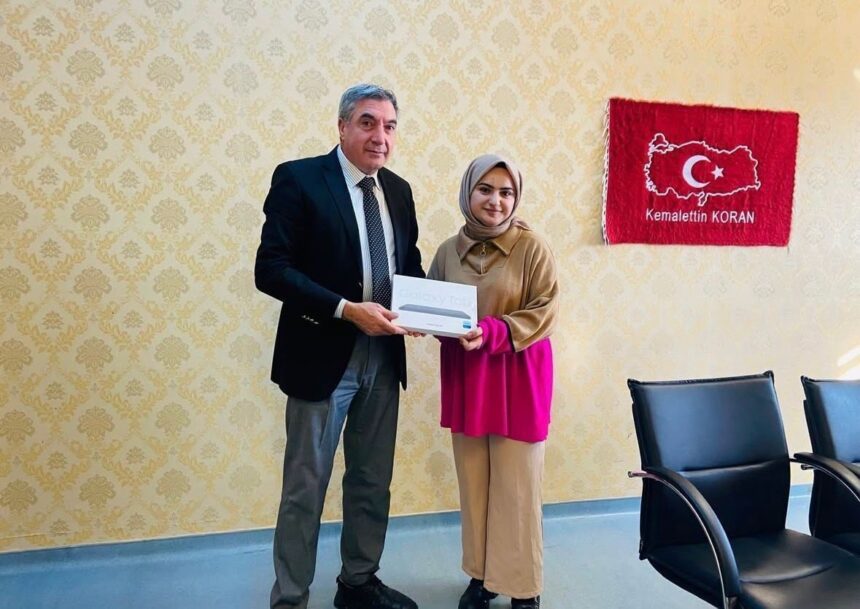 Diyadin’de Gençlerin Eğitimi İçin Tablet Desteği Sağlandı Diyadin’de Gençlerin Eğitimi İçin Tablet Desteği Sağlandı