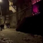 Diyarbakır’da bir evde çıkan yangında 2 kişi dumandan etkilendi, inceleme başlatıldı.