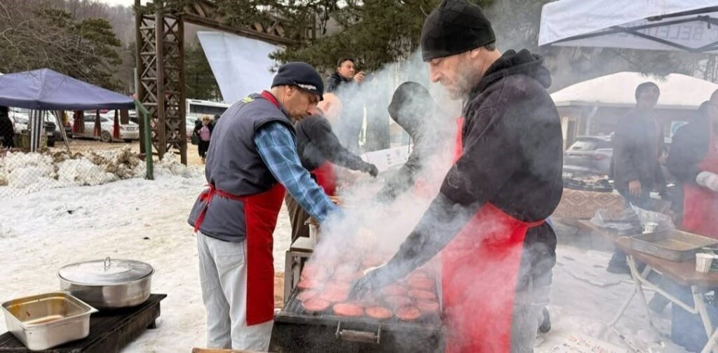 Domaniç’te Eğitim Derneklerince İkincisi Düzenlenen Kocayayla Sucuk Festivali Yoğun İlgi Gördü