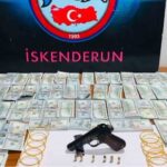 HATAY (İHA) – Hatay’da sahte ziynet eşyaları ve 1 milyon dolar sahte para ele geçirildi.