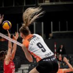 Eczacıbaşı Dynavit, Vodafone Sultanlar Ligi’nde Bahçelievler Belediyespor’u 3-0 yendi.