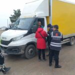 Edirne’de Vergi Dairesi ekipleri ticari araçlara giriş noktalarında denetim yaptı.