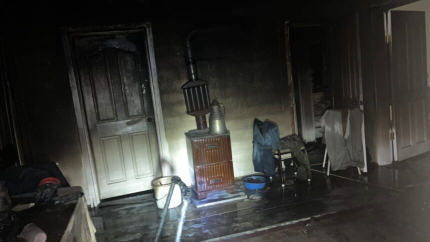 Bilecik’te elektrik prizinden çıkan yangın paniğe neden oldu.