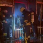 Karaağaç Mahallesi’nde çanta dükkanında çıkan yangında tüm malzemeler zarar gördü, neden araştırılıyor.