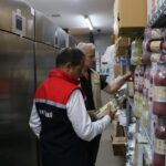 Erzincan’da 2025’te 2 bin 605 gıda işletmesine 6 bin 57 denetim yapıldı, 56 işletmeye 4 milyon TL ceza kesildi.