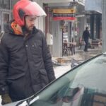 Erzincan’da Su Tahliye Borusu Park Halindeki Aracın Üzerine Düştü, Maddi Hasar Oluştu