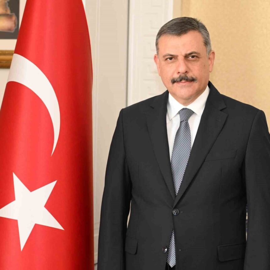 Erzurum Valisi Çiftçi, Erzurum’u 2026’da Düşük Risk grubuna taşımak istediklerini açıkladı. Erzurum Valisi Çiftçi, Erzurum’u 2026’da Düşük Risk grubuna taşımak istediklerini açıkladı.