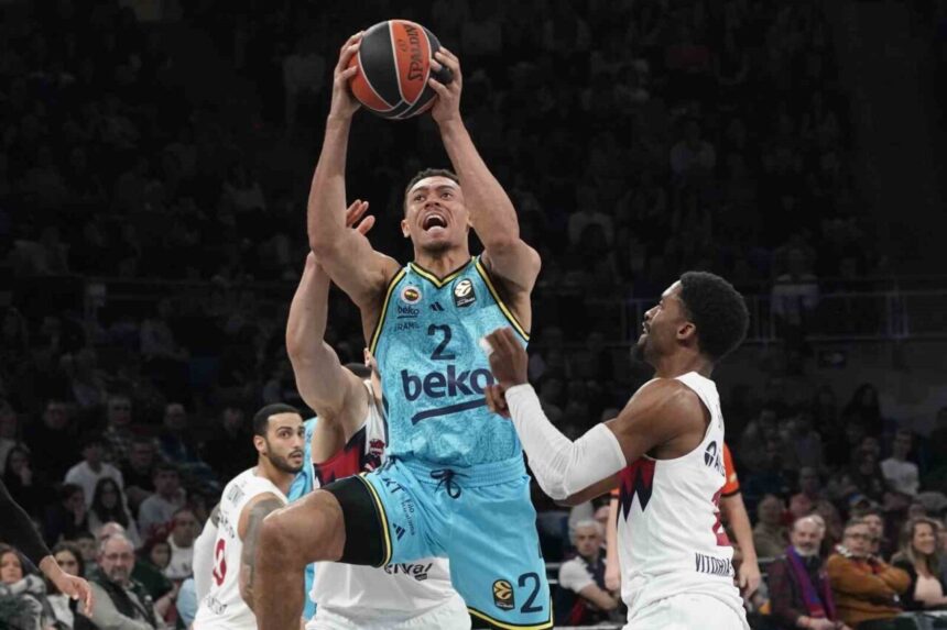 Euroleague 19. haftasında Fenerbahçe, Baskonia’yı yenerken A. Efes, Kızılyıldız’a mağlup oldu.