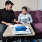 Adana’da evde eğitim destekleyen 6. sınıf öğrencisi Denizdalan, polis olma hayalini sürdürüyor.