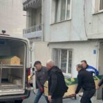 Çorlu’da yaşlı bir kadın, topladığı eski giysilerin arasında ölü bulundu.