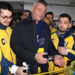 Fenerbahçe Başkanı Sadettin Saran, “Her Deplasman Bir Okul Projesi” kapsamında Kestel’deki kütüphanenin açılışına katıldı.