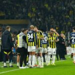 Fenerbahçe, Göztepe ile 1-1 berabere kalarak evinde 3. puan kaybını yaşadı.