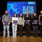 Kocaeli Dijital Kampüs’te 10 haftalık eğitimleri tamamlayan 235 katılımcı sertifikalarını aldı.