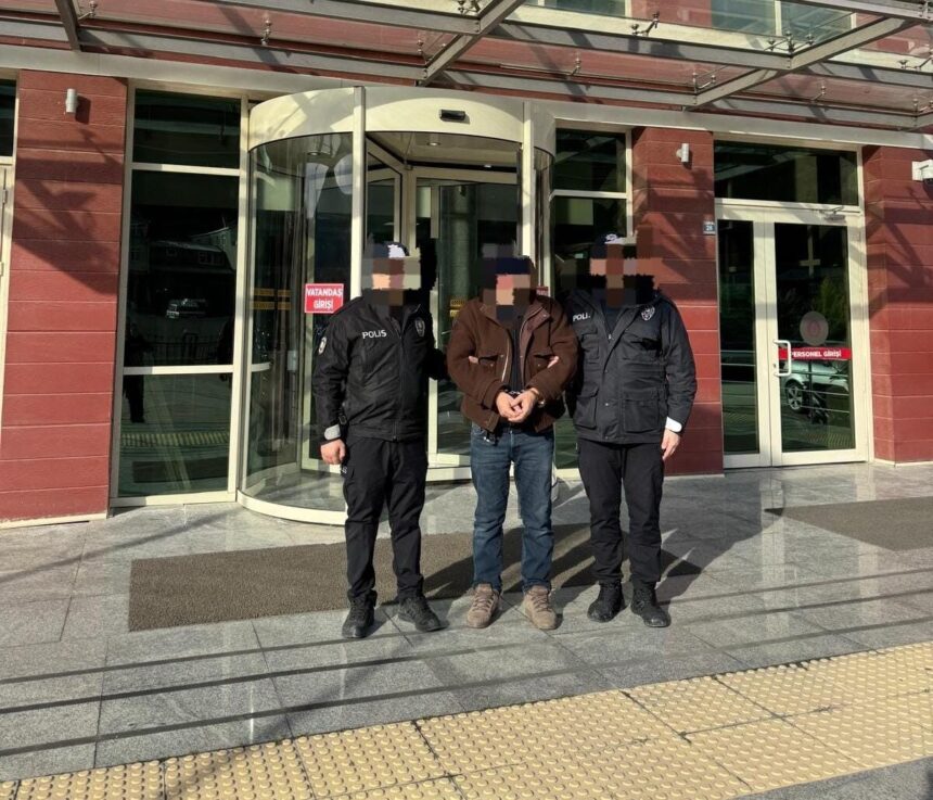 Kastamonu’da FETÖ/PDY üyesi olduğu gerekçesiyle aranan hükümlü yakalanarak tutuklandı.