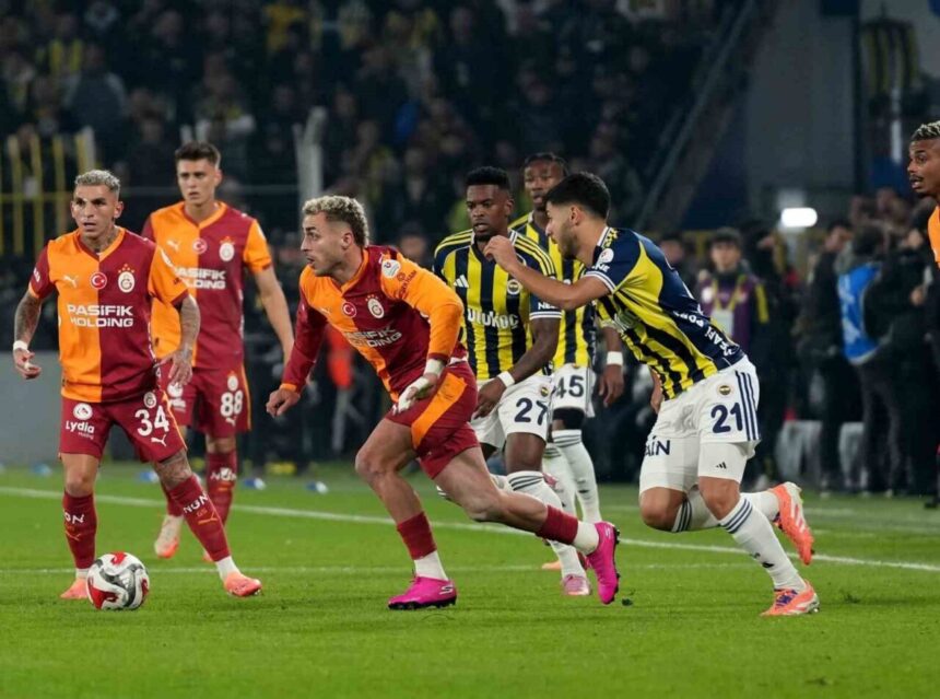 Galatasaray ve Fenerbahçe, 10 Ocak’ta Süper Kupa finalinde karşı karşıya gelecek. Galatasaray ve Fenerbahçe, 10 Ocak’ta Süper Kupa finalinde karşı karşıya gelecek.