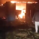 Kırşehir’in Mucur ilçesindeki bir köyde atölyede çıkan yangında tarım aletleri zarar gördü.