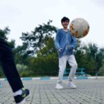 Mustafa Konak’ın rol aldığı “Yerçekimi” kısa filmi, Berlinale’de yarışmak üzere davet edildi.