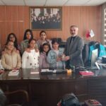 Germencik’te 11-14 yaş arası öğrenciler, Gazze’deki ihtiyaç sahiplerine yardım ulaştırdı.