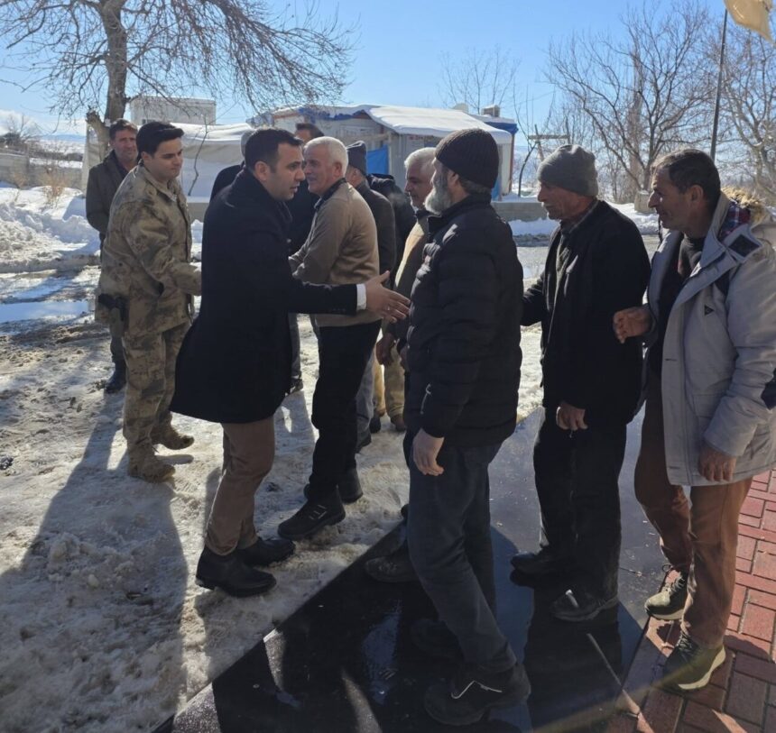 Gölbaşı Kaymakamı Kadir Algın, Harmanlı Belde Belediye Başkanı Ali Azık’ı ziyaret etti.