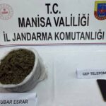 Gördes’te düzenlenen jandarma operasyonunda 2 kilo 352 gram kubar esrar ele geçirildi.