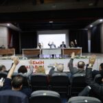 Yunusemre Meclisi, 2026’daki ilk toplantısında Gülşah Durbay’ı andı, kadın kafeye onun adı verildi.